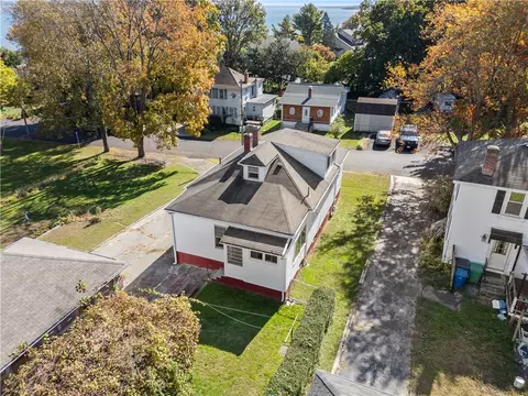 93 Grove Ave, Warwick, RI 02889 photo 19