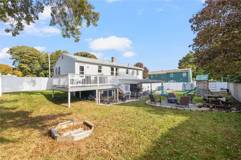 Exterior - 70 Pender Ave, Warwick, RI 02889 photo 4 of 10