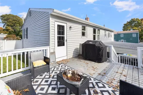 Exterior - 70 Pender Ave, Warwick, RI 02889 photo 5 of 10