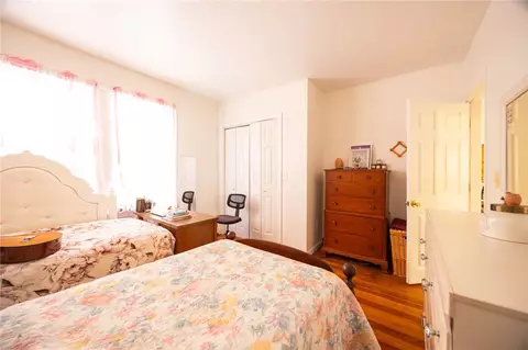 34 Mailloux St, Woonsocket, RI 02895 photo 14
