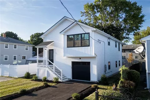 99 Manomet St, Providence, RI 02909