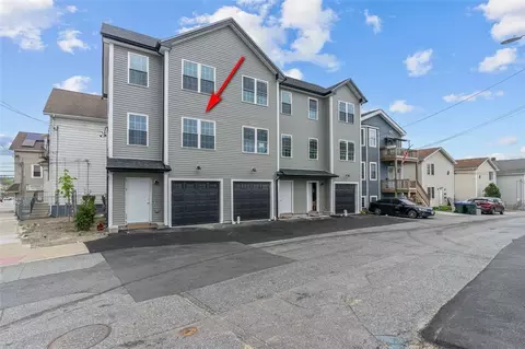 304 Branch Ave #1, Providence, RI 02904