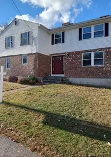 68 Canning St, Cumberland, RI 02864