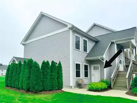 6 Jupiter Ln #A, Richmond, RI 02898