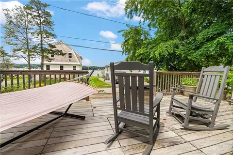 14 Shore Dr, Warren, RI 02885 photo 10