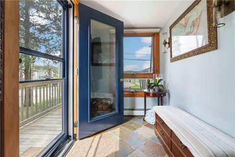 14 Shore Dr, Warren, RI 02885 photo 14