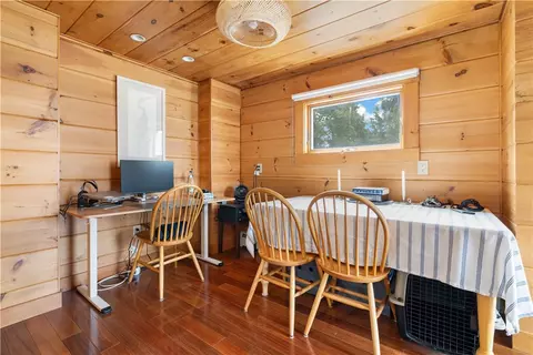 14 Shore Dr, Warren, RI 02885 photo 15