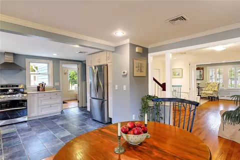 Dining - 63 Maple St, Warren, RI 02885 photo 2 of 2