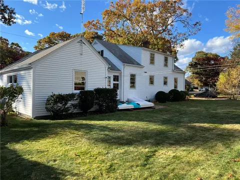 Exterior - 90 Park View Ave, Warwick, RI 02888 photo 4 of 4