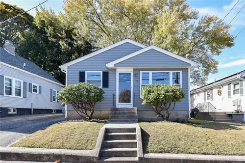 72 Waller St, Providence, RI 02908
