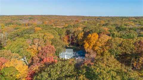View/Area - 25 Hiawatha Dr, Exeter, RI 02822 photo 1 of 3