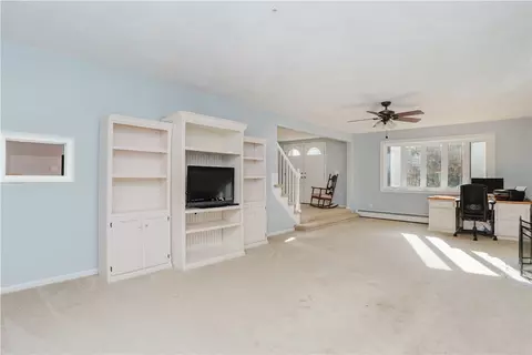 Living - 25 Hiawatha Dr, Exeter, RI 02822 photo 2 of 6
