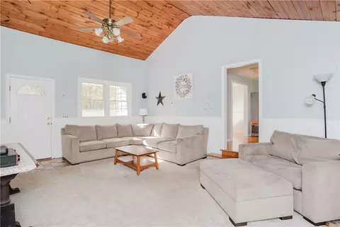 Living - 25 Hiawatha Dr, Exeter, RI 02822 photo 6 of 6