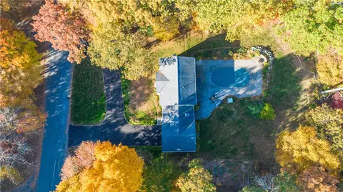 View/Area - 25 Hiawatha Dr, Exeter, RI 02822 photo 2 of 3