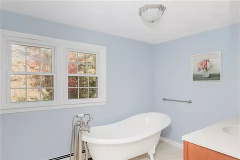 Bath - 25 Hiawatha Dr, Exeter, RI 02822 photo 1 of 7