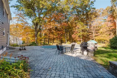 Exterior - 25 Hiawatha Dr, Exeter, RI 02822 photo 4 of 9