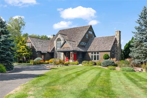 160 Read St, Seekonk, MA 02771