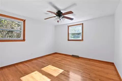 Bedroom - 79 Barton Ave, Warwick, RI 02889 photo 2 of 5