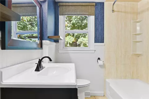 Bath - 79 Barton Ave, Warwick, RI 02889 photo 2 of 2