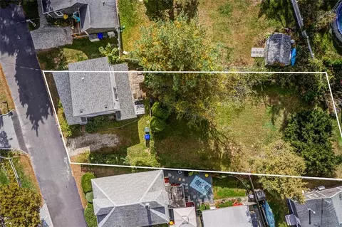 13 Everett Ave, Bristol, RI 02809 photo 21