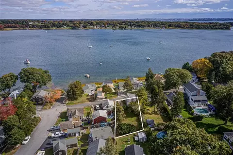 13 Everett Ave, Bristol, RI 02809 photo 25