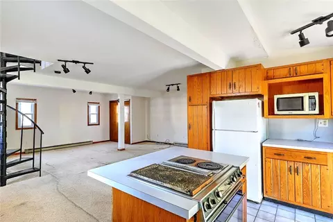 13 Everett Ave, Bristol, RI 02809 photo 13