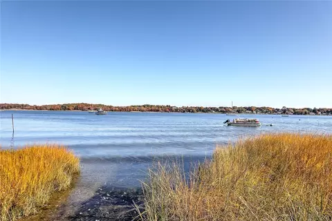 13 Everett Ave, Bristol, RI 02809 photo 28