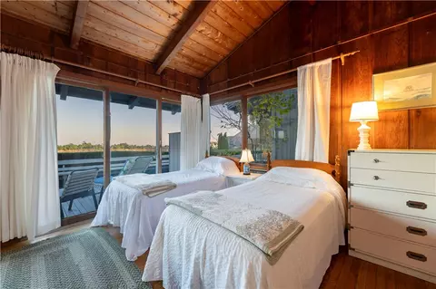 Bedroom - 36 Spray Rock Rd, Westerly, RI 02891 photo 4 of 4