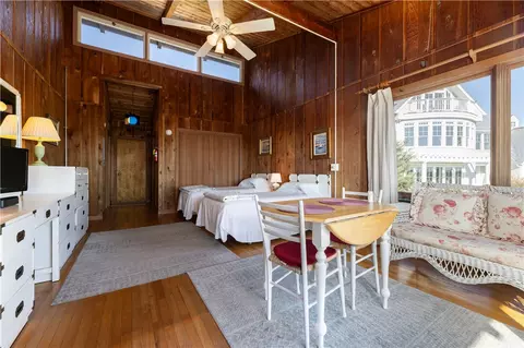 Bedroom - 36 Spray Rock Rd, Westerly, RI 02891 photo 1 of 4