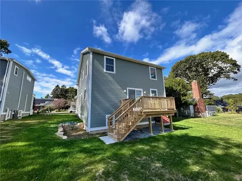 45 Bellevue Ave, Westerly, RI 02891 photo 2