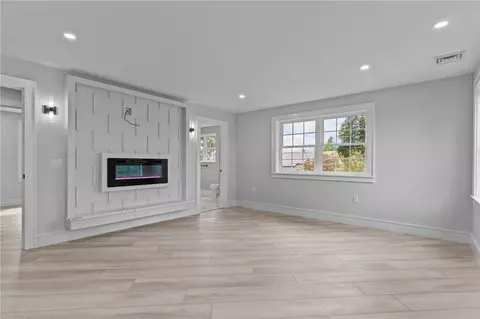 45 Bellevue Ave, Westerly, RI 02891 photo 27