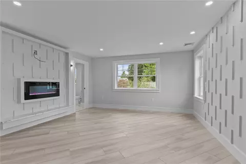 45 Bellevue Ave, Westerly, RI 02891 photo 26