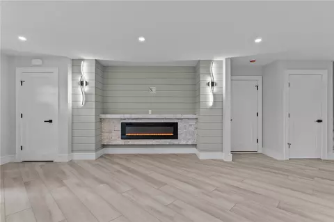 45 Bellevue Ave, Westerly, RI 02891 photo 18
