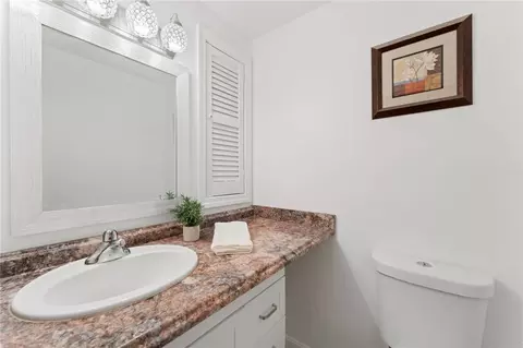 Bath - 19 Eagle Run #A, East Greenwich, RI 02818 photo 2 of 2