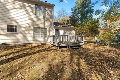 Exterior - 19 Eagle Run #A, East Greenwich, RI 02818 photo 4 of 5