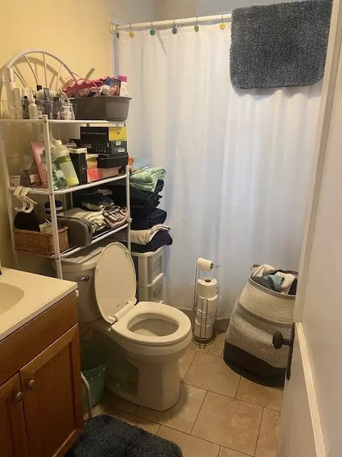 Bath - 18 Fifth Ave, Woonsocket, RI 02895 photo 1 of 1