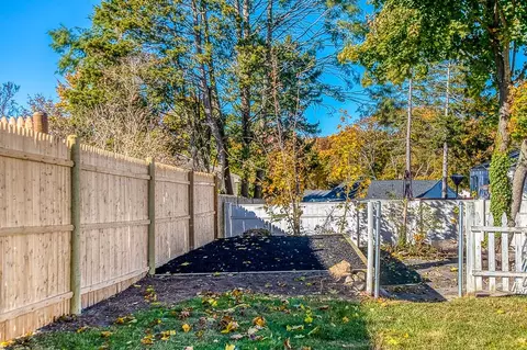 Exterior - 135 Marshall Rd, Woonsocket, RI 02895 photo 6 of 7