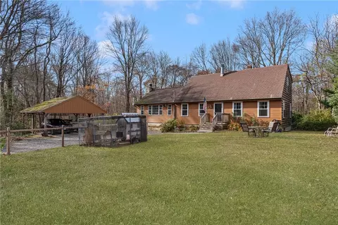 300 Donahue Rd, Burrillville, RI 02859