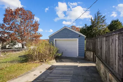 218 Joffre Ave, Woonsocket, RI 02895 photo 38
