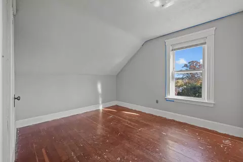 218 Joffre Ave, Woonsocket, RI 02895 photo 22