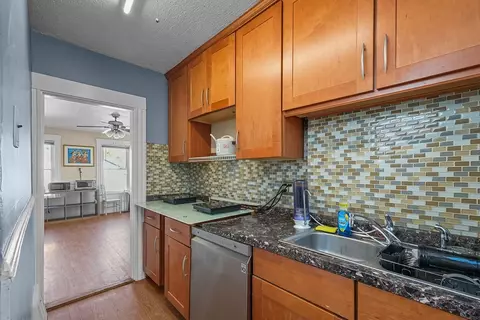 218 Joffre Ave, Woonsocket, RI 02895 photo 19