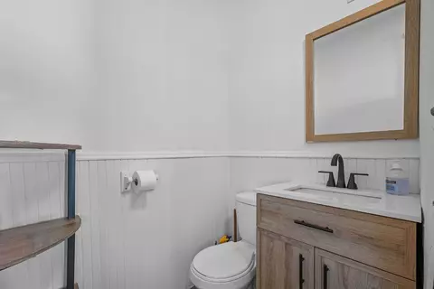 218 Joffre Ave, Woonsocket, RI 02895 photo 16