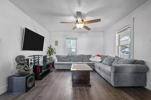 218 Joffre Ave, Woonsocket, RI 02895 photo 5