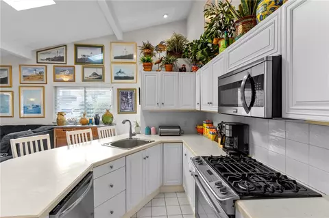 773 Williamsburg Cir, Warwick, RI 02886 photo 13