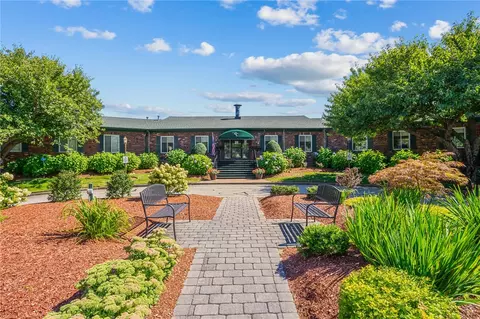 773 Williamsburg Cir, Warwick, RI 02886 photo 33