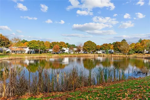773 Williamsburg Cir, Warwick, RI 02886 photo 31