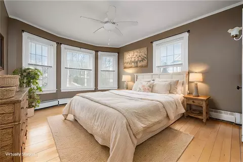 110 Winter St, Woonsocket, RI 02895 photo 5