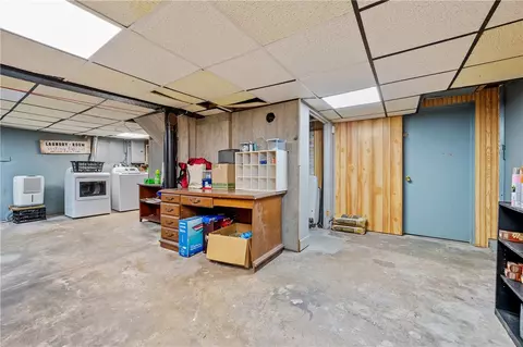 110 Winter St, Woonsocket, RI 02895 photo 24