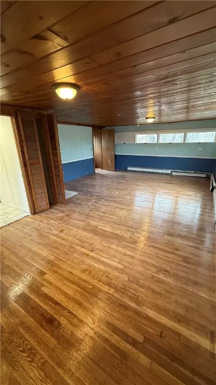Living - 39 Louise St, Woonsocket, RI 02895 photo 4 of 4