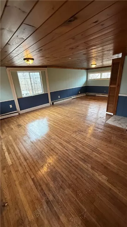 Living - 39 Louise St, Woonsocket, RI 02895 photo 3 of 4